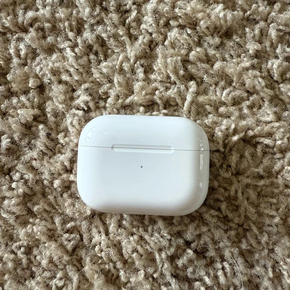 Apple used couple